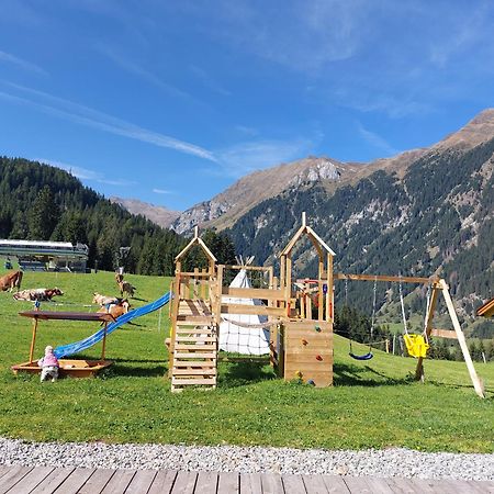 Blosegghof Bergchalets Waldblick Racines Exterior foto